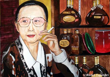 Drink bar's mama for50 years in Shinjuku